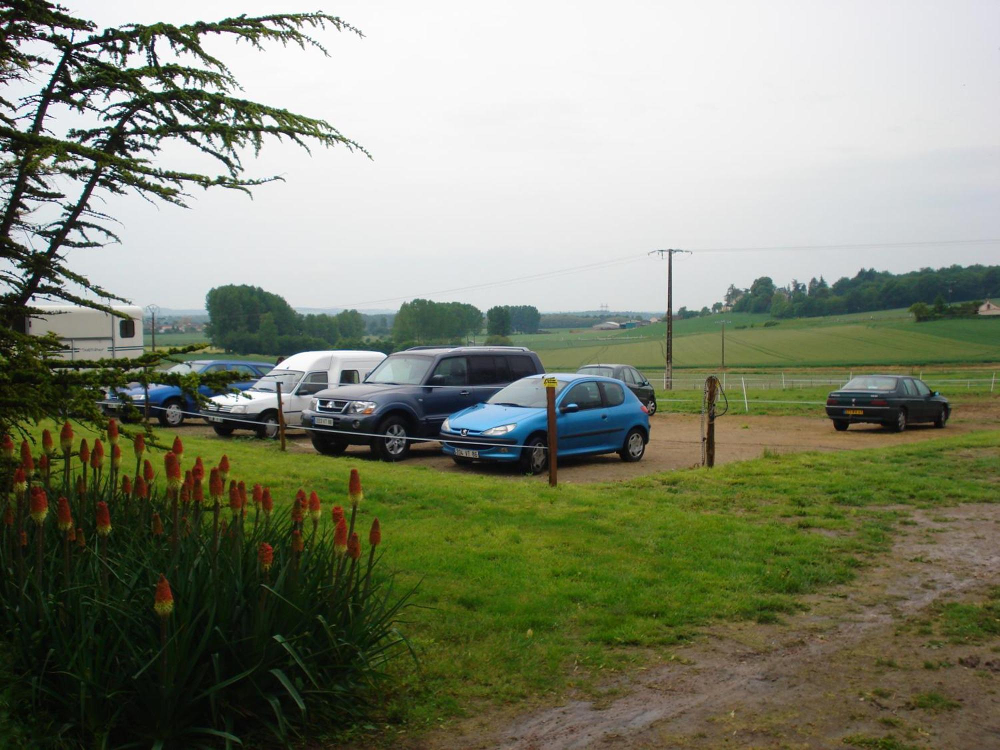 Les Roulottes De Cuzay Villa Roiffe ภายนอก รูปภาพ